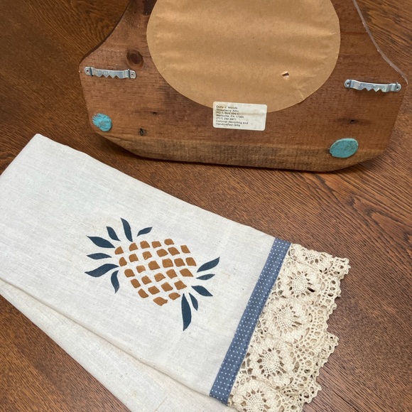 Handcrafted colonial stenciled towel and wood wall hangar w/ stenciled insert. - Picture 3 of 3